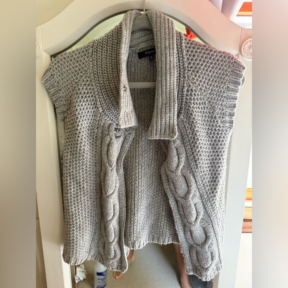 Express Cable Knit Sweater Vest in Size XS Small Gray Wool Angora